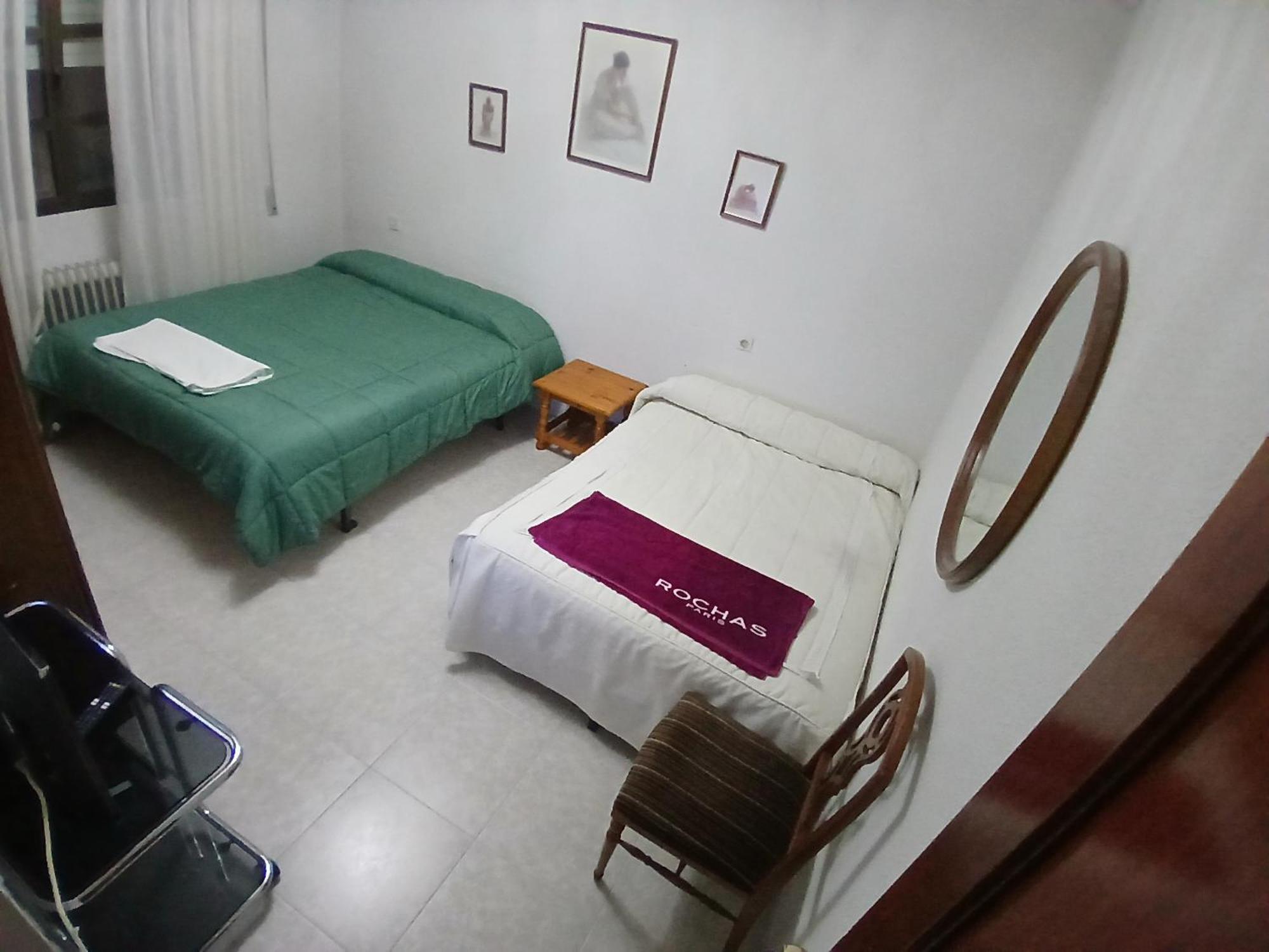 Habitacion Privada Familiar 托萊多 外观 照片