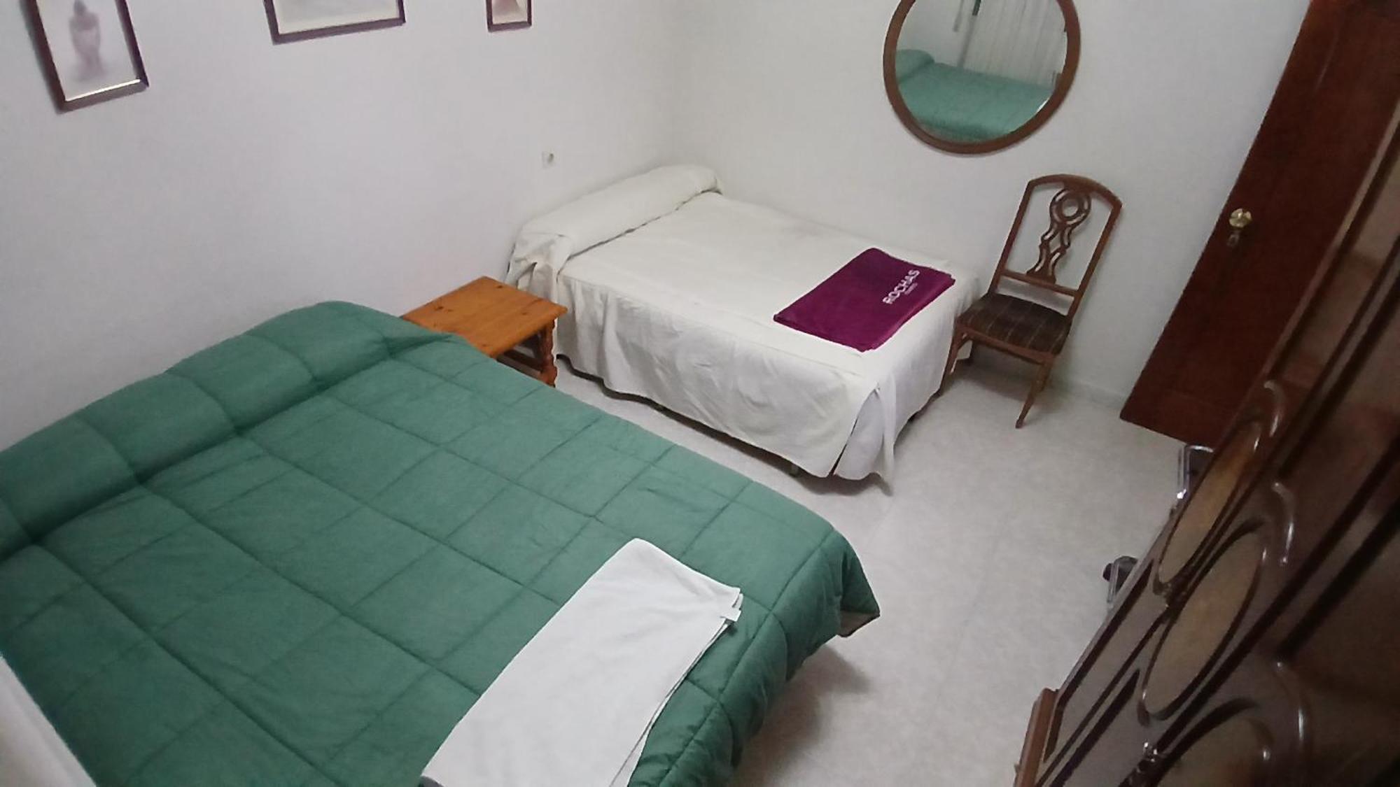 Habitacion Privada Familiar 托萊多 外观 照片